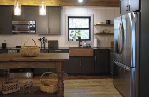 Saluda Cottage | NEW! The Cottage at Whispering Falls: Luxury, charm, privacy on 7 wooded acres