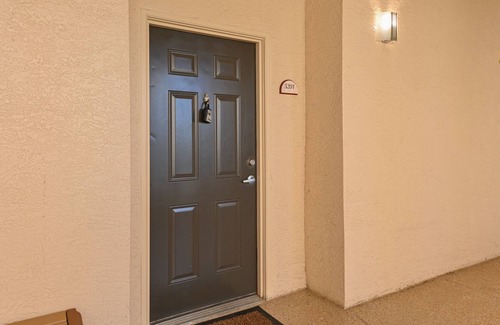 Port Tampa City Apartment | *NEW* The Getaway- Dual suites, pool- South Tampa