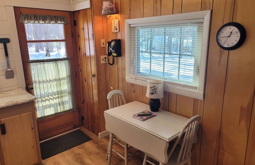 Higgins Lake Cabin | New! The Higgins Lake Hideaway - Super Cute and Great Location Only 3 Blocks from Higgins Lake!