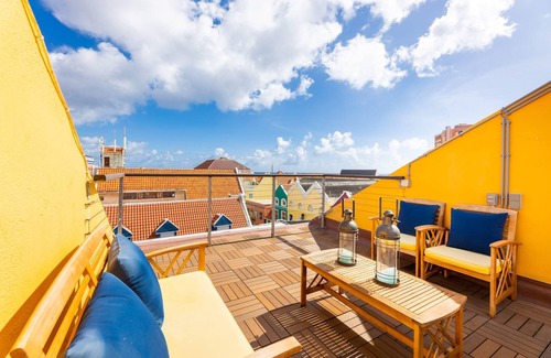 Pietermaai District Apartment | NEW The Yellow House - Renovated Monumental Penthouse