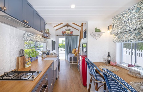 Camp Hill Cottage | New Tiny House