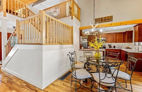 Lake Toxaway House | New to our rental program!