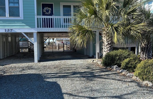 Supply Cottage | New to Rental Market! Beautifully renovated canal home Pet Friendly