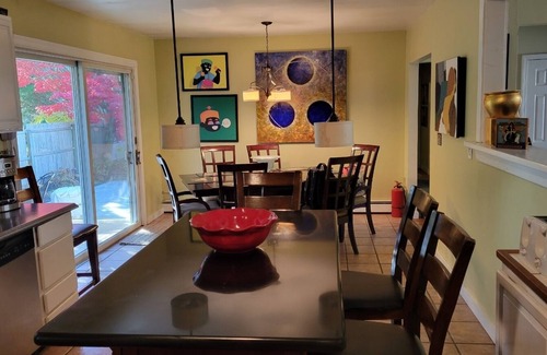 East Chop House | New to the rental market! Air conditioned family home, 1 mile from Circuit Ave