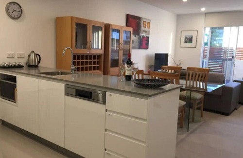 Phillip Apartment | New to VRBO: 2BR Light-Filled and Cosy Apartment