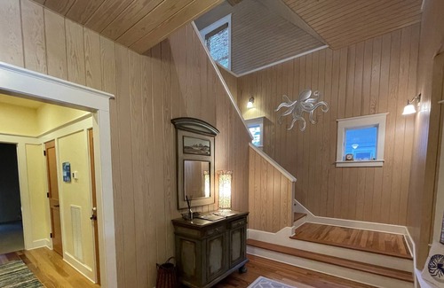Keepers Landing House | NEW to VRBO! 4 bedrooms, 4.5 baths overlooking the marsh!