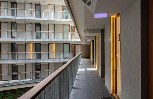 City West Apartment | New to VRBO: City apartment with Mountain views - NISHI