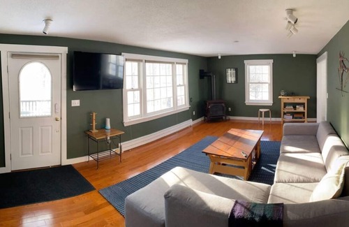 Woodstock House | NEW TO VRBO Hiker’s Hygge on 21 Acres and Aqueduct Trails