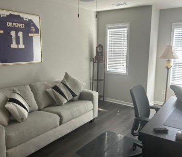 Loganville House | New Townhouse-Strong Wi-FI