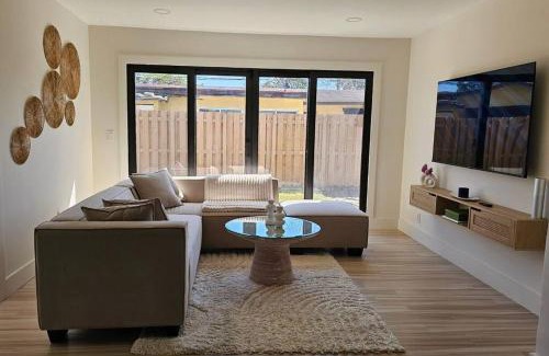 Coral Ridge Isles Villa | NEW - Tranquil Bliss Near Beach, Modern 3BR Retreat