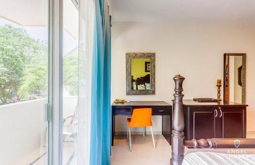 Zazil-ha House | NEW Tropical Vibe Condo with Roof Pool Beach 3 blks