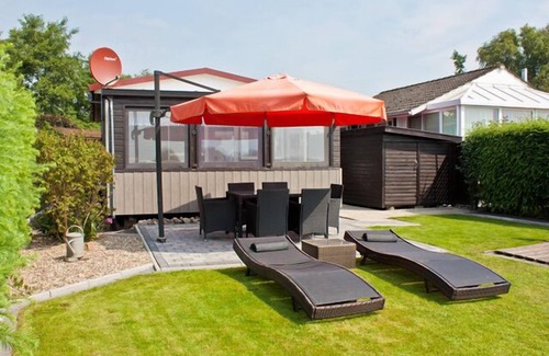Sudbrookmerland House | NEW! Vacation home Weitblick am Großen Meer