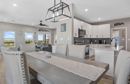 Port Bolivar House | New Vacation Beach Home Fisherman's Dream