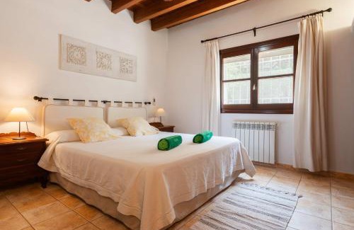 Santa Gertrudis Villa | New! Villa Can Curreu III - Santa Gertrudis