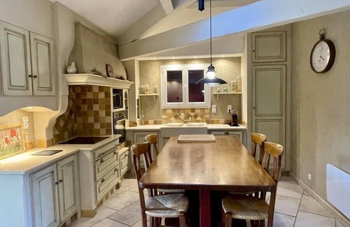 Cornillon-Confoux House | New " Villa Nova "