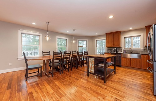 Swanton House | New! Wake Up Grateful: Lake Front, Hot Tub, Dock Slip!