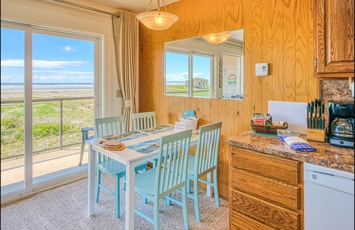 Moclips Condo | NEW: Waterfront Condo in a Stunning Location