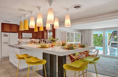 North Corals House | New! Waterfront Heated Pool, Pier, 2mi to Beach