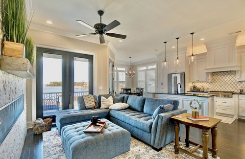 Lexington House | New Waterfront Lake Murray Home -Dock and Patio -1HR from Masters