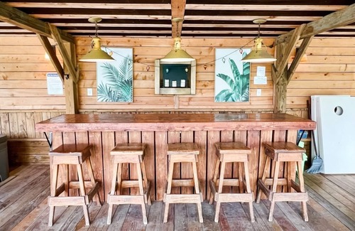 Seguin Cabin | NEW! Waterfront, Pet-friendly, sanctuary with HOT TUB