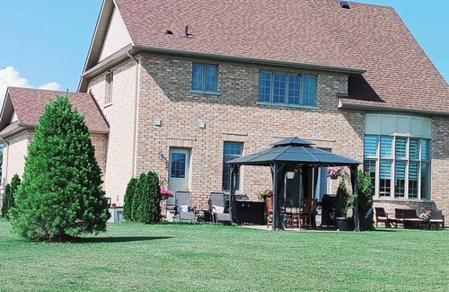 Carrying Place House | New Waterview property