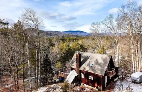Thornton House | NEW! White Mountains View Escape