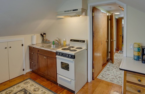 Newtonville Apartment | New York Vacation Rental ~ 7 Mi to Albany