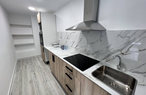 Castellet i la Gornal Bed & Breakfast | New zen loft