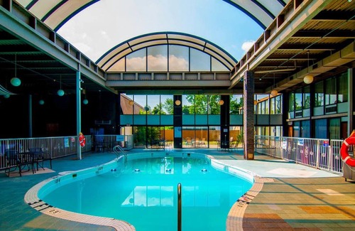 Newark Hotel | Newark Garden Finger Lakes Hotel