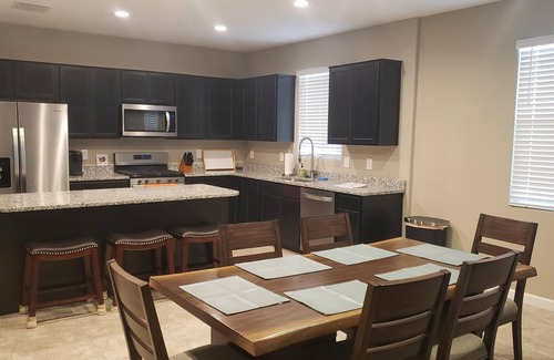 Tartesso House | Newer 4Bed/2Bath House with Private Pool