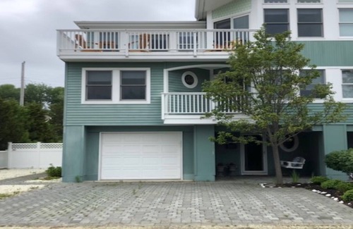 Surf City House | Newer Construction ~Side By Side Townhouse In North Beach - LBI