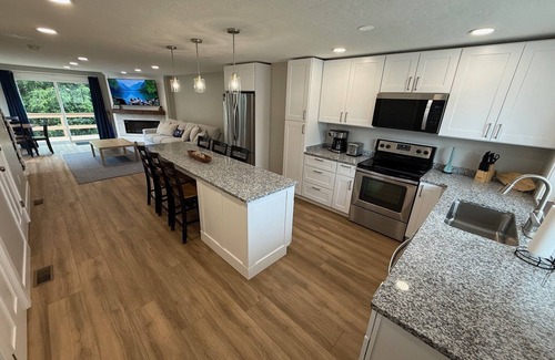 Bristol House | Newfound Lakeside Retreat. Newly remodeled with boat launch and parking