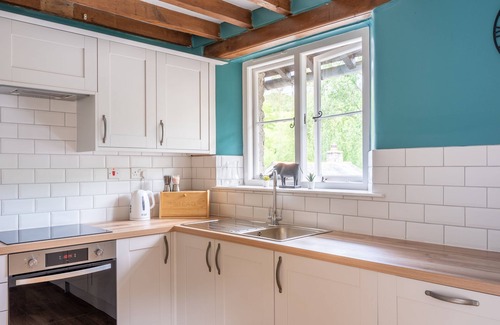 Graythwaite Apartment | Newlands - sleeps 4 guests in 2 bedrooms