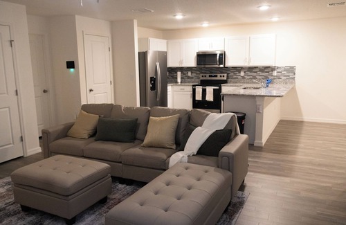 Port Malabar House | Newley Built Central Location 3-bedroom house in Palm Bay.