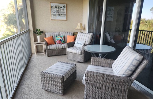 Grandezza Condo | Newly available condo in much desired Grandezza community
