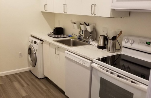 Bethesda Apartment | Newly build 1 bedroom apartment near DC/Bethesda