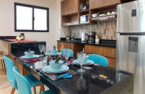 Puerto Morelos Apartment | Newly build 2 bedroom, luxury apartment a few steps from beach.