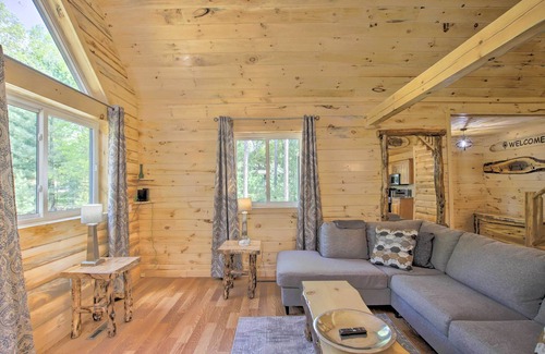 Lake Shore Estates House | Newly build private Home 3 min Castle Rock Lake, 30 min to Dells, Free Firewood