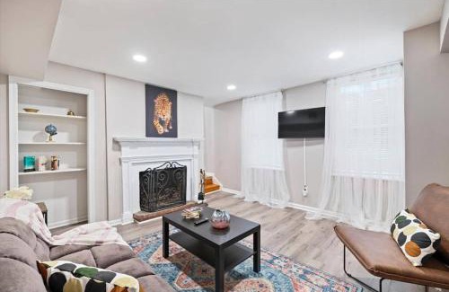 Society Hill Apartment | Newly Built 2 Bdrm-by Philly Center City