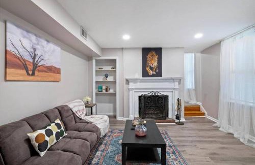 Society Hill Apartment | Newly Built 2 Bdrm-by Philly Center City