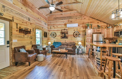 Hendersonville Cabin | Newly built cabin on horse farm.