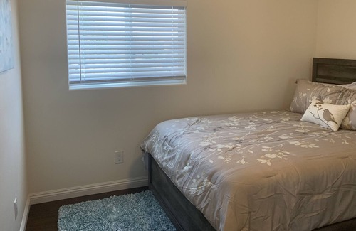 Midway City House | Newly Built, Centrally located to Disneyland, Anaheim Convention, Civic ctr home
