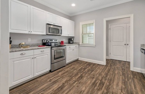 Lake Charles House | Newly Built Close to Casinos and Center of Lake Charles
