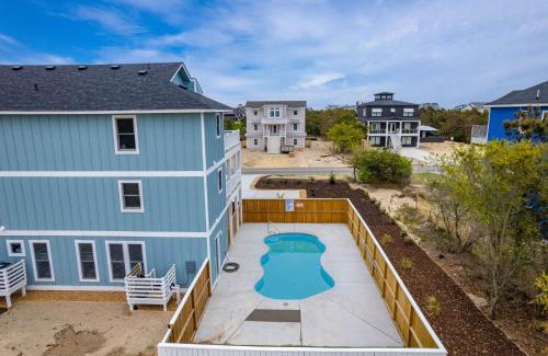 Whalehead Beach House | Newly Built Luxury Home Near Beach with Pool and Spa