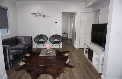 Reseda House | Newly Built Luxury House