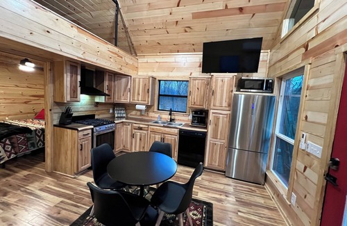 Chelsea Cabin | Newly Built Secluded Cabin w/Loft!