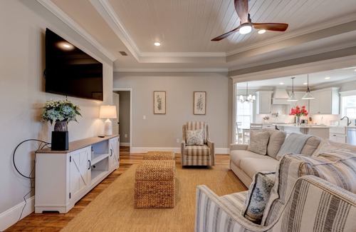 Thomasville House | Newly Built, Stunning 4BR/2BA with Waterfront Views