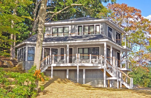 Westbrook House | Newly Constructed 3 Bedroom, 2 Bath Home on 12.5 Acres, Water Access and Views