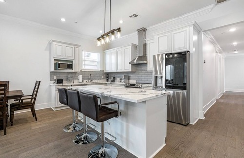 Mid-City House | Newly constructed 4 Bed luxury house with Private Heated Pool