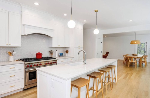 Southold House | Newly Constructed Modern Vacation Villa Minutes to some of the best.